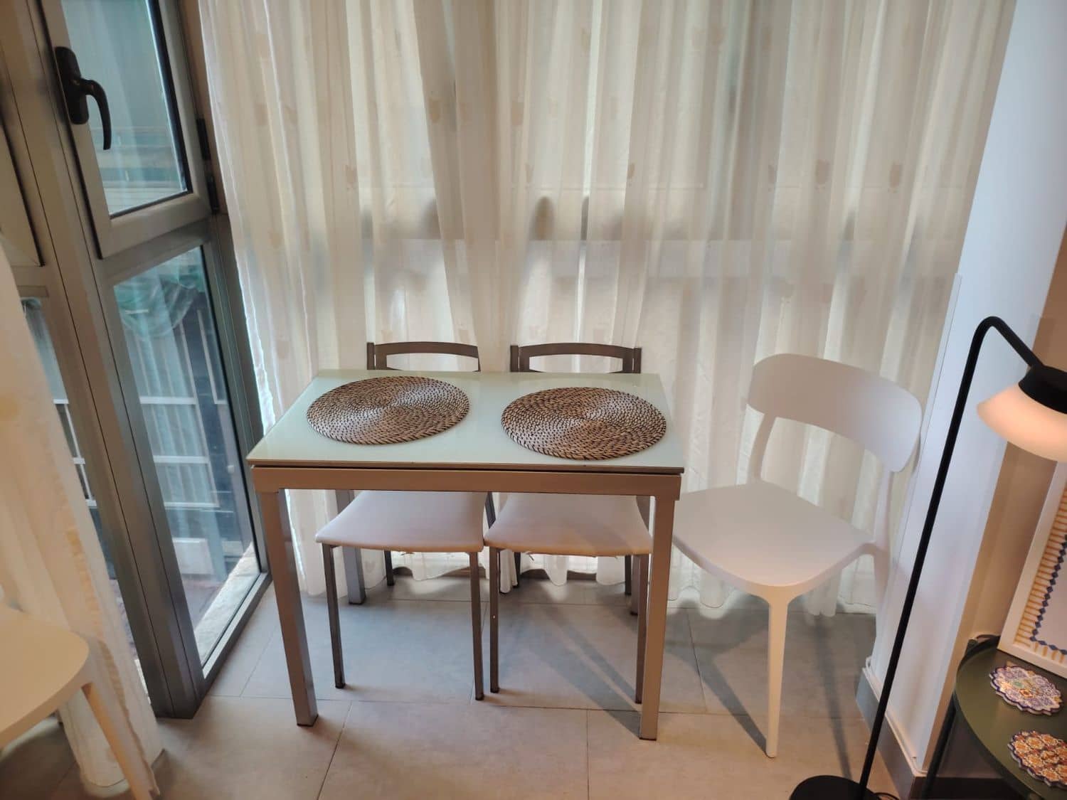 Lejlighed til leje i Las Palmas de Gran Canaria med garage - € 1.200 (Ref: 9512109)