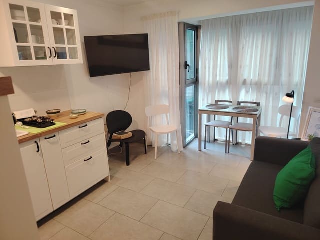 Lejlighed til leje i Santa Catalina - Canteras, Las Palmas de Gran Canaria med garage - € 1.200 (Ref: 9512109)