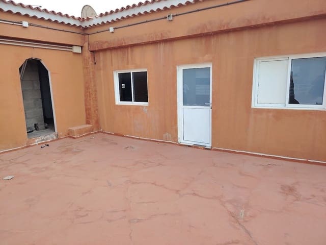 Local Commercial à vendre à Vecindario, Santa Lucía de Tirajana - 550 000 € (Ref: 9575637)