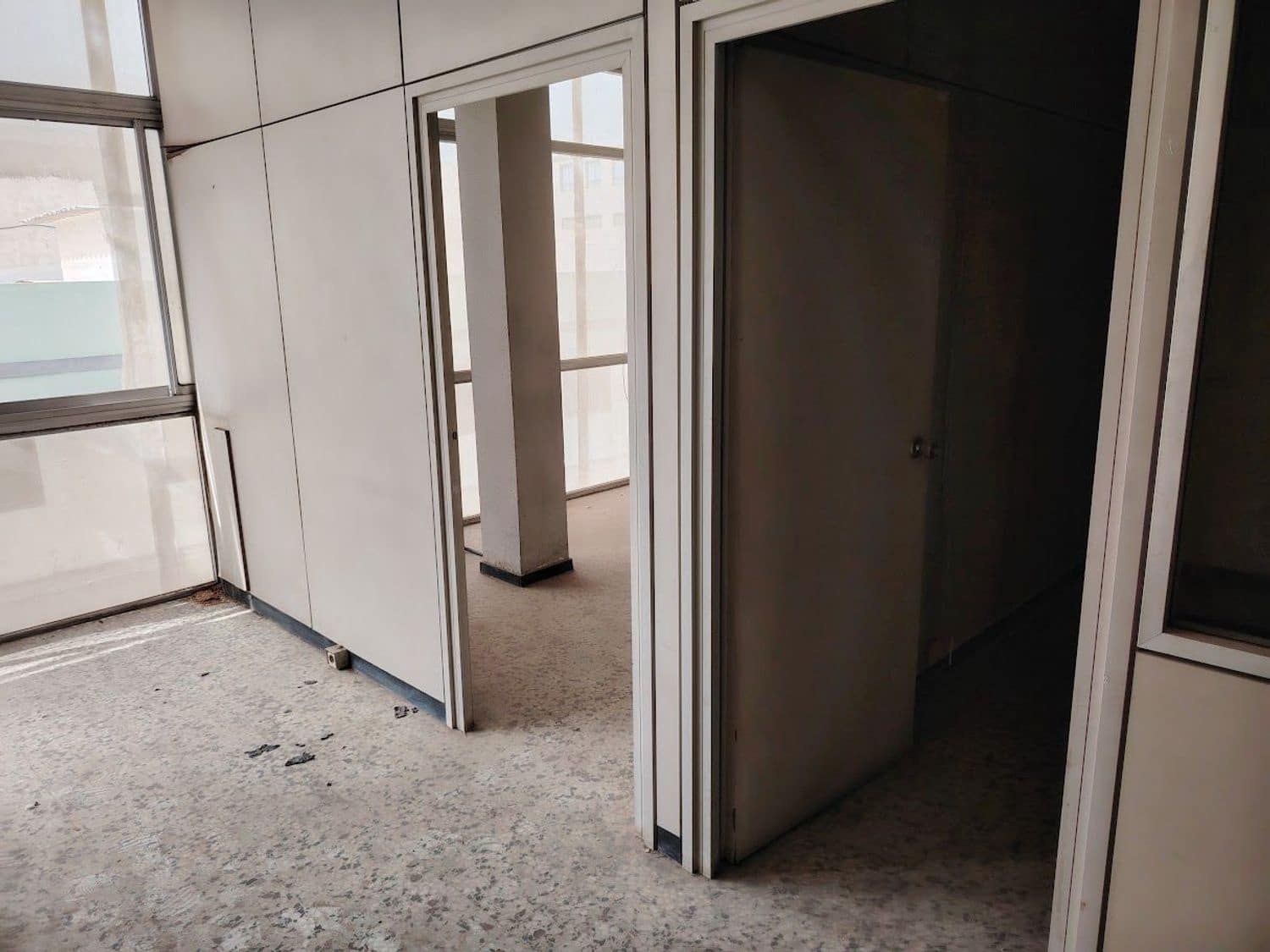 Kaupallinen myytävänä paikassa Santa Lucia de Tirajana - 550 000 € (Ref: 9575637)