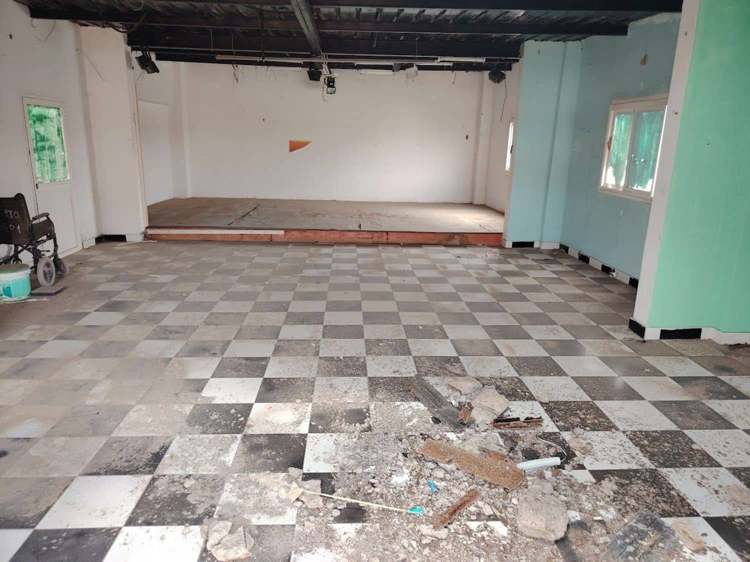 Kaupallinen myytävänä paikassa Santa Lucia de Tirajana - 550 000 € (Ref: 9575637)