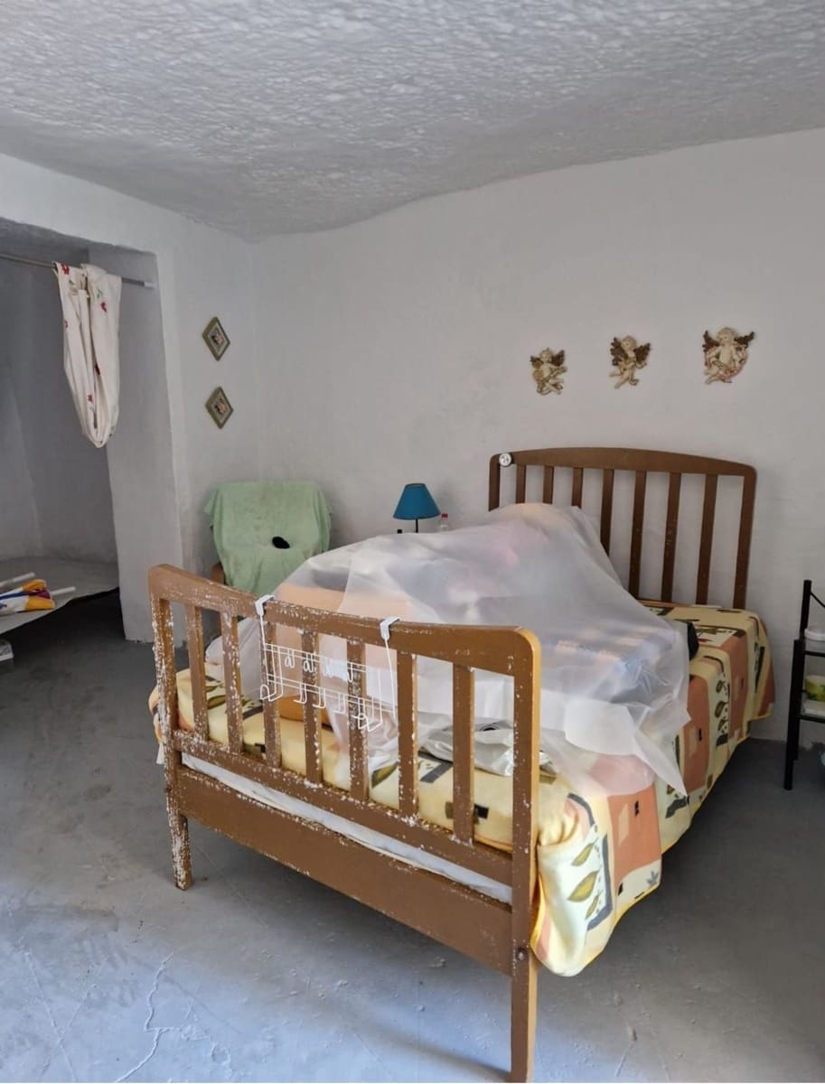 3 bedroom Finca/Country House for sale in Galdar with garage - € 69,500 (Ref: 9585411)