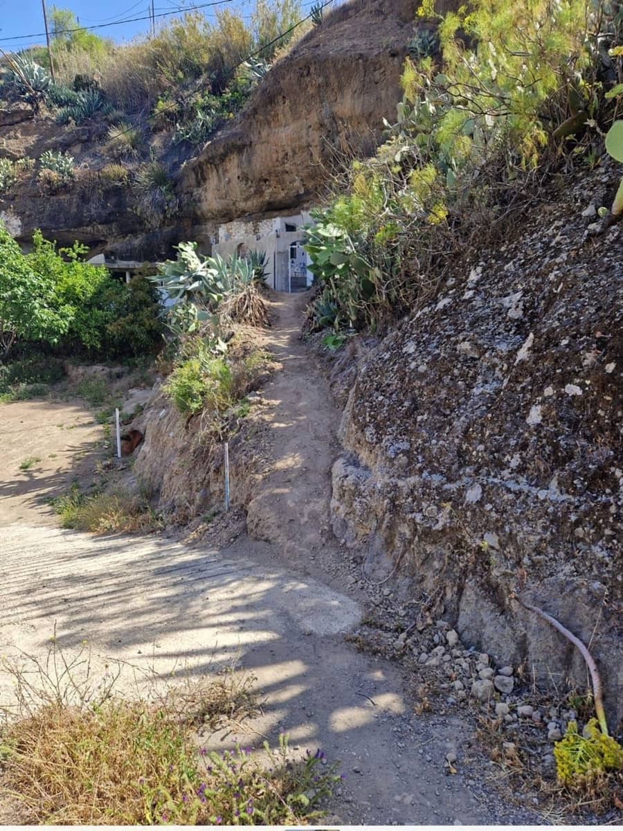 3 bedroom Finca/Country House for sale in Galdar with garage - € 69,500 (Ref: 9585411)