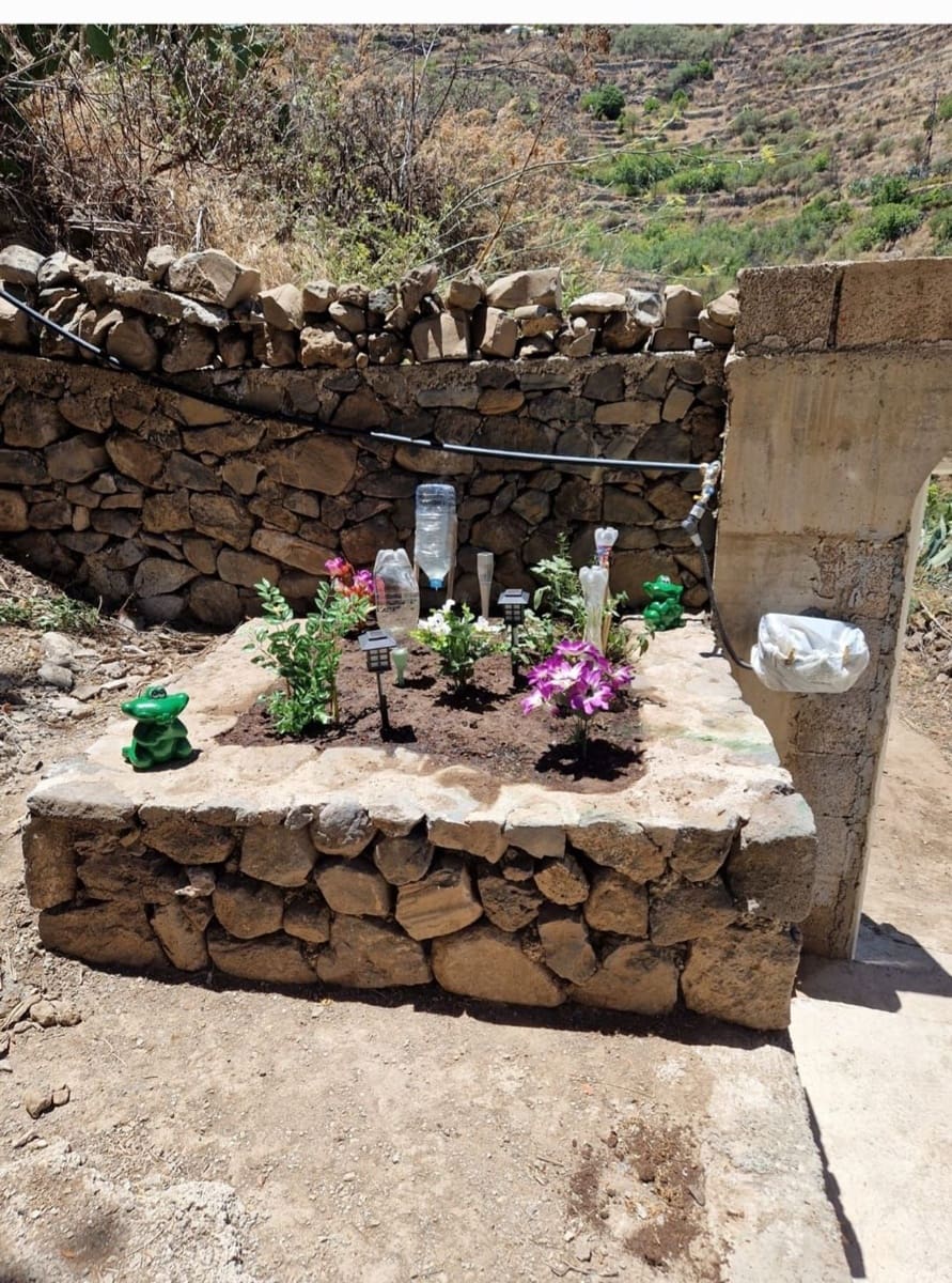 3 bedroom Finca/Country House for sale in Galdar with garage - € 69,500 (Ref: 9585411)