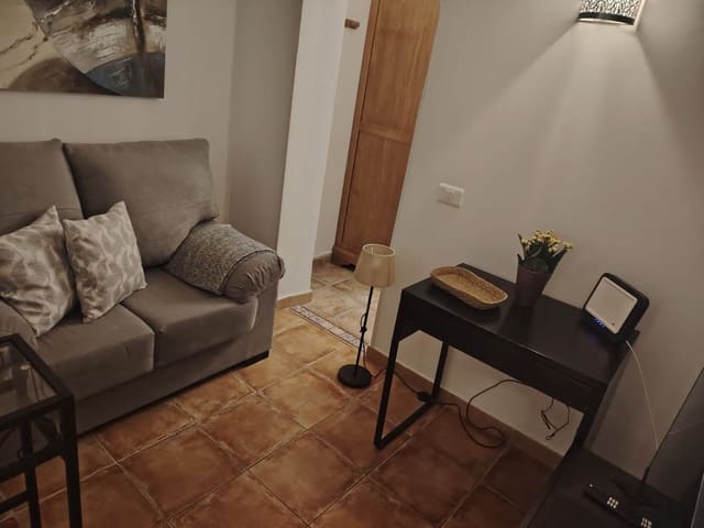 1 slaapkamer Appartement te huur in Isleta, Las Palmas de Gran Canaria met garage - € 950 (Ref: 9598532)