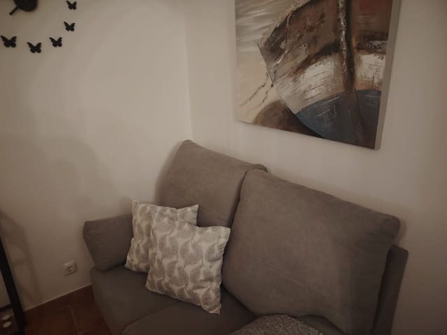 1 slaapkamer Appartement te huur in Isleta, Las Palmas de Gran Canaria met garage - € 950 (Ref: 9598532)