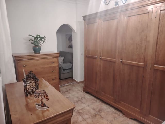 1 slaapkamer Appartement te huur in Isleta, Las Palmas de Gran Canaria met garage - € 950 (Ref: 9598532)