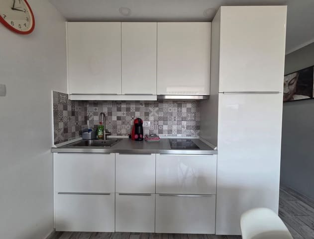 Apartamento de 1 habitación en Playa del Inglés, San Bartolomé de Tirajana en venta con piscina garaje - 220.000 € (Ref: 9655561)