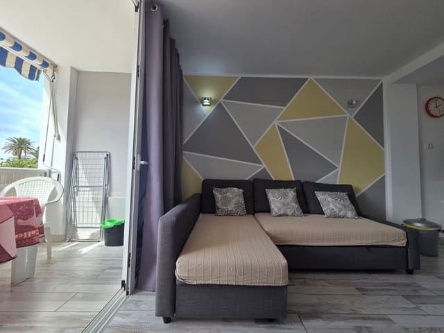 Apartamento de 1 habitación en Playa del Inglés, San Bartolomé de Tirajana en venta con piscina garaje - 220.000 € (Ref: 9655561)