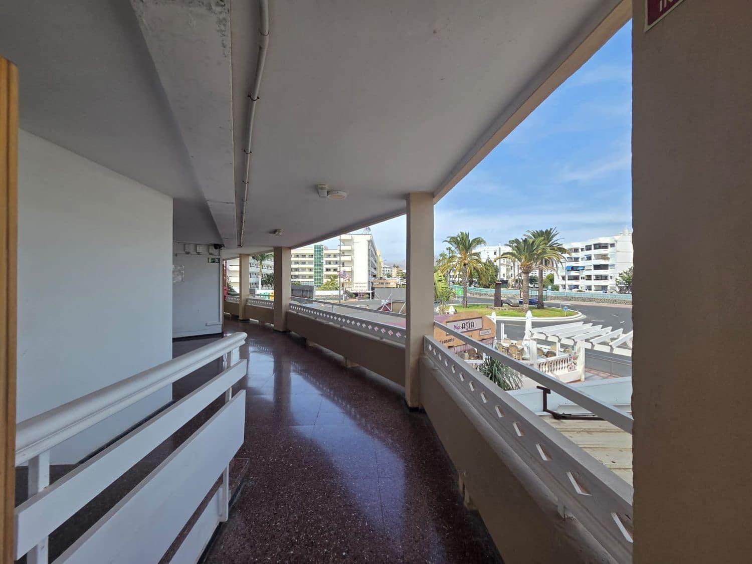 Apartamento de 1 habitación en Playa del Inglés en venta con piscina garaje - 220.000 € (Ref: 9655561)