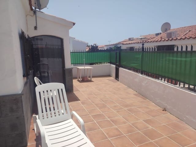 1 soveværelse Byhus til leje i Playa del Inglés, San Bartolomé de Tirajana med swimmingpool garage - € 1.300 (Ref: 9810930)