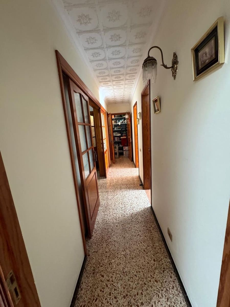 4 bedroom Finca/Country House for sale in Arucas with garage - € 385,000 (Ref: 9895632)