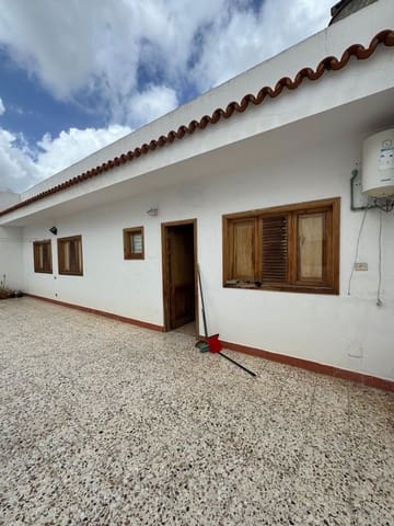 4 bedroom Finca/Country House for sale in Arucas - € 385,000 (Ref: 9895632)