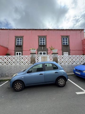 8 bedroom Villa for sale in Arucas - € 390,000 (Ref: 9895633)