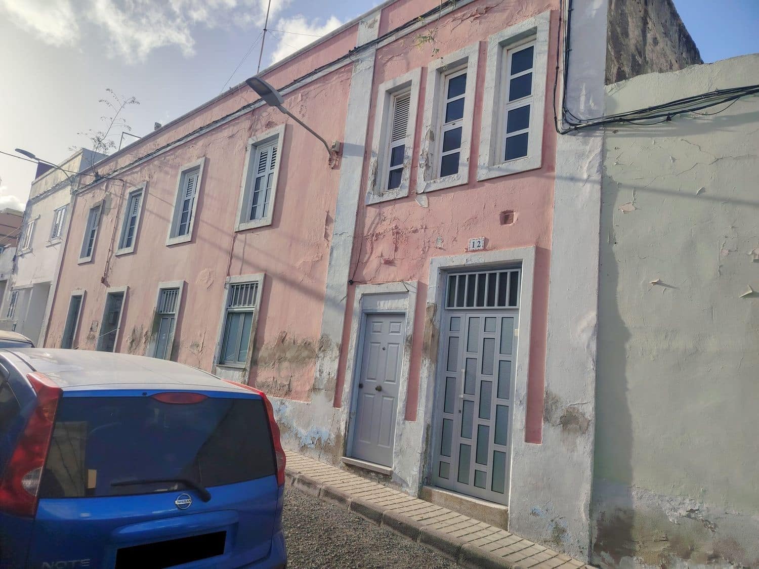 Chalet de 8 habitaciones en Arucas en venta con garaje - 298.500 € (Ref: 9895633)