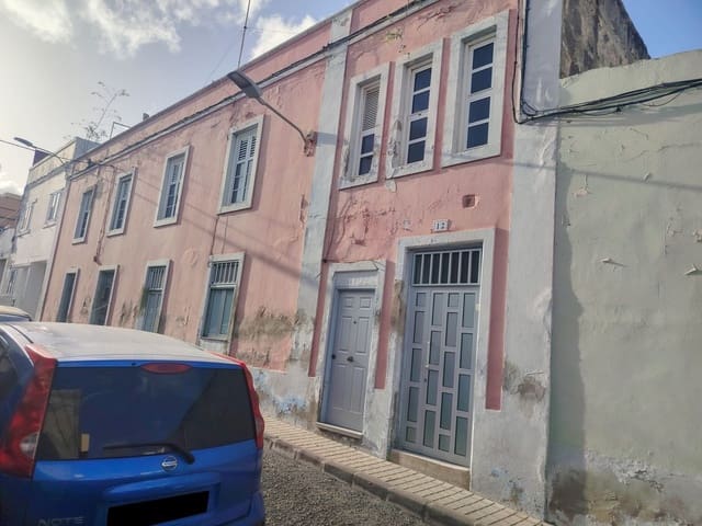 8 soverom Villa til salgs i Arucas med garasje - € 390 000 (Ref: 9895633)