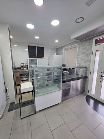 Kaupallinen vuokrattavana paikassa San Bartolomé de Tirajana - 2 700 € (Ref: 9909895)