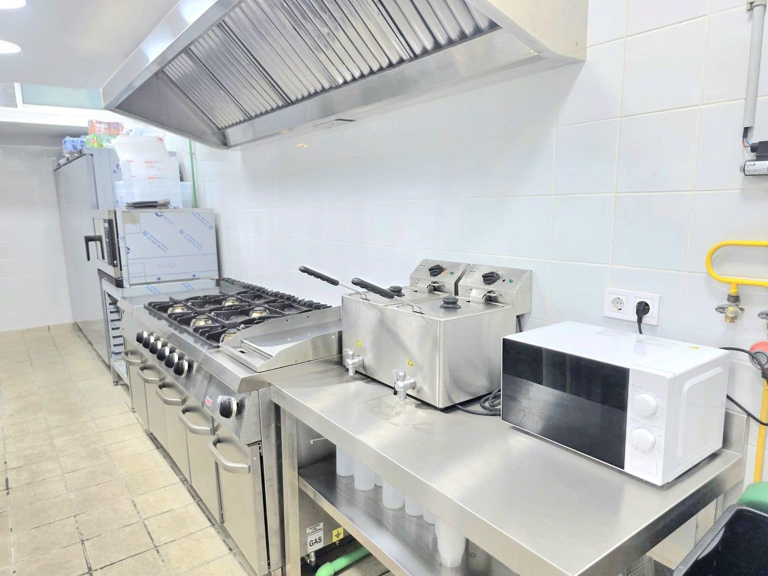 Kaupallinen vuokrattavana paikassa San Bartolome de Tirajana - 2 700 € (Ref: 9909895)
