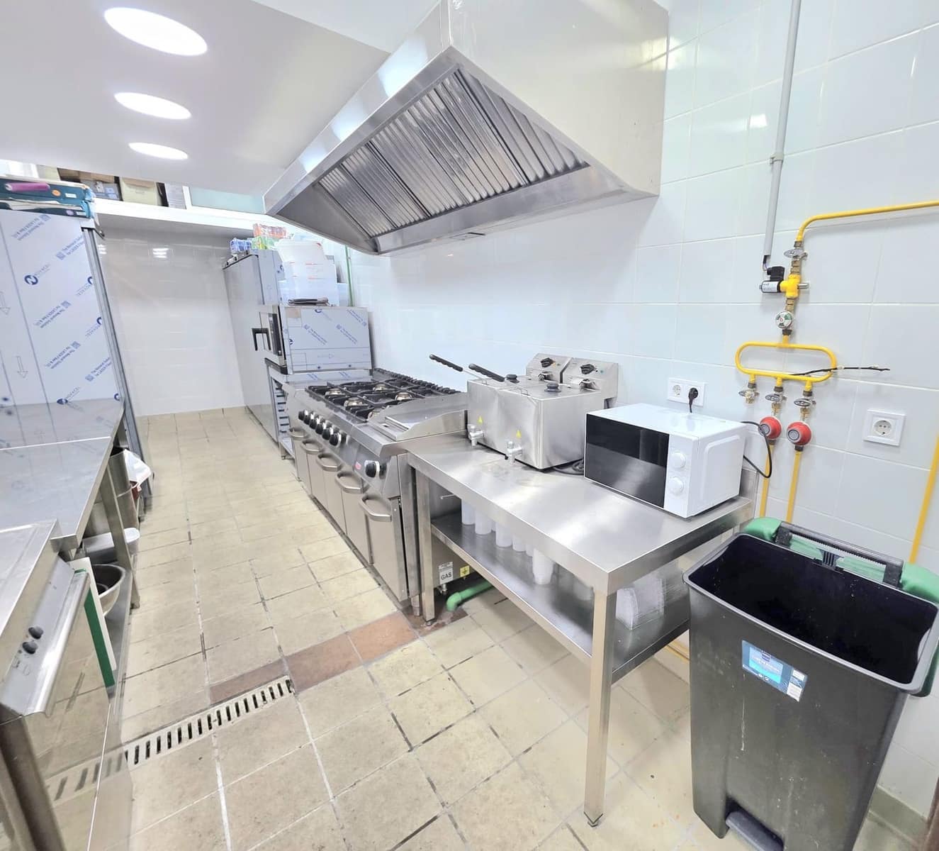 Kaupallinen vuokrattavana paikassa San Bartolome de Tirajana - 2 700 € (Ref: 9909895)