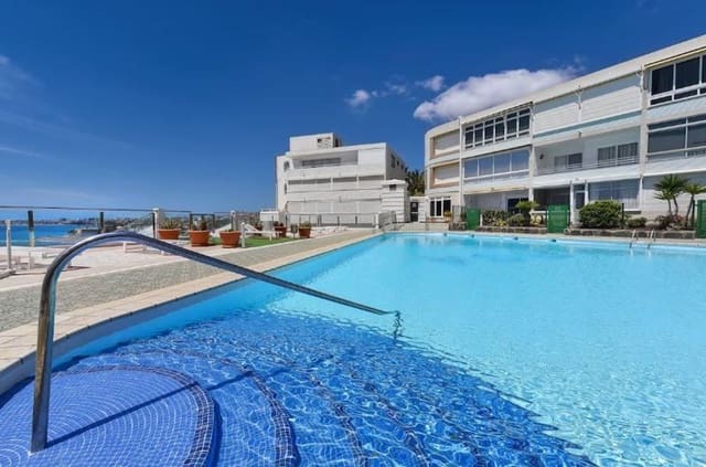 Apartament na sprzedaż w San Agustín, San Bartolomé de Tirajana z basenem garażem - 220 000 € (Ref: 9909896)