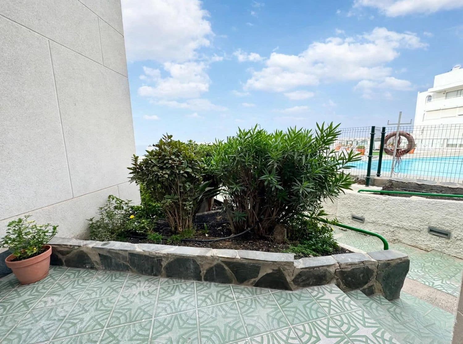 Apartment for sale in San Bartolome de Tirajana with pool garage - € 249,700 (Ref: 9953728)