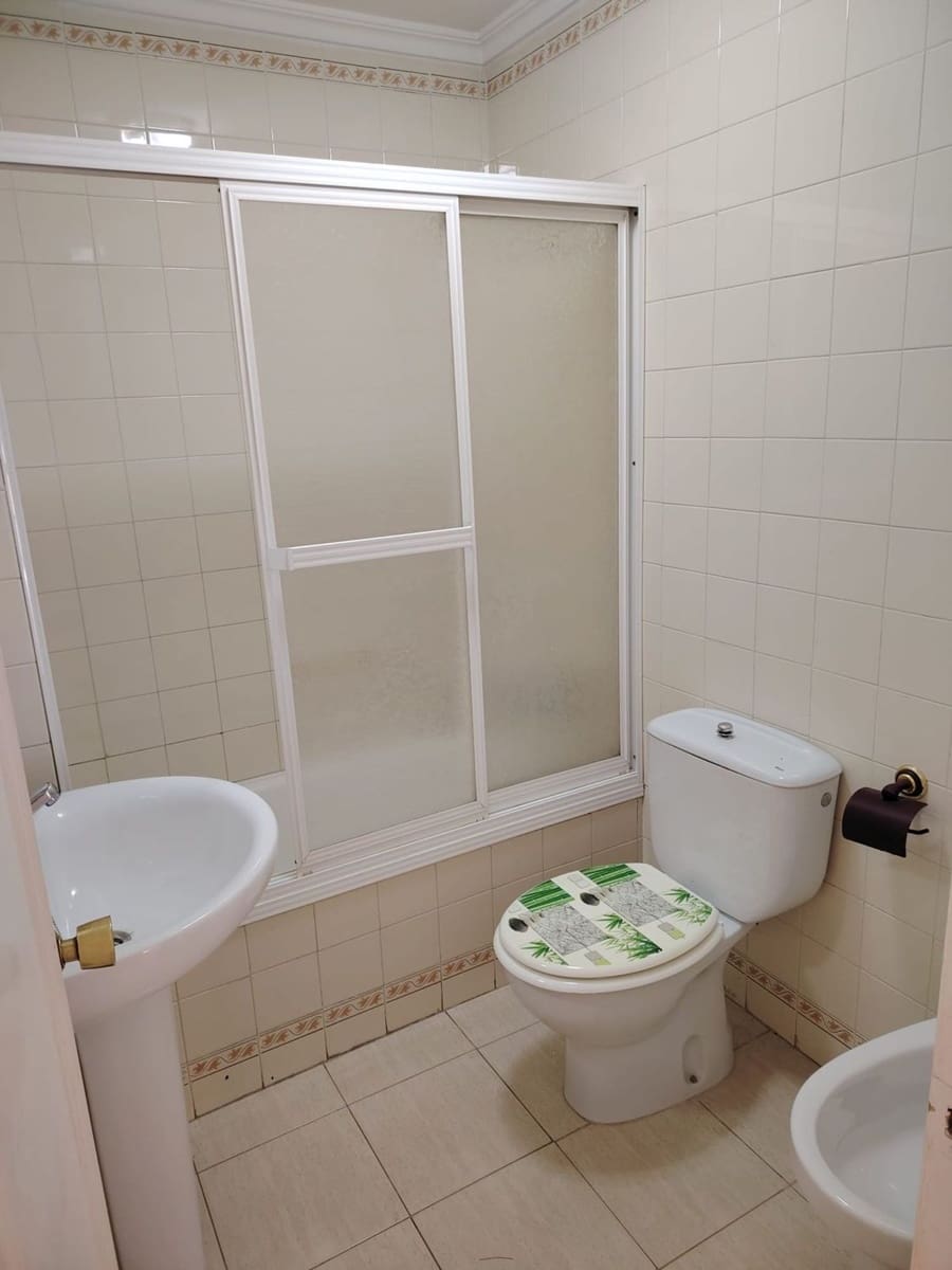 3 soverom Leilighet til salgs i Las Palmas de Gran Canaria med garasje - € 440 000 (Ref: 9969215)