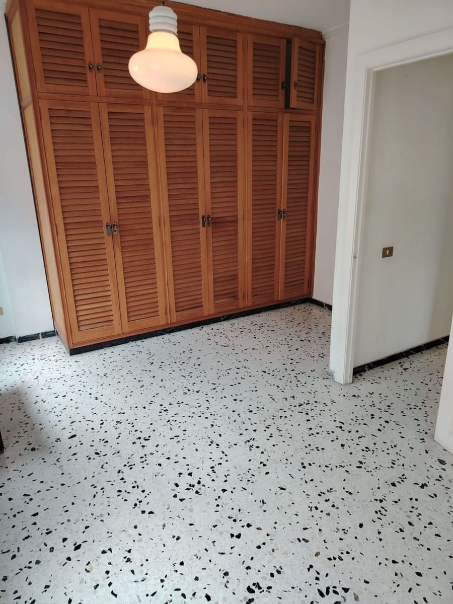 3 soverom Leilighet til salgs i Las Palmas de Gran Canaria med garasje - € 440 000 (Ref: 9969215)