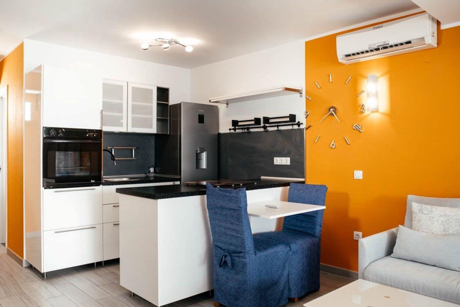 2 sypialnia Dom do wynajęcia w Playa del Ingles z basenem garażem - 1 500 € (Ref: 9984245)