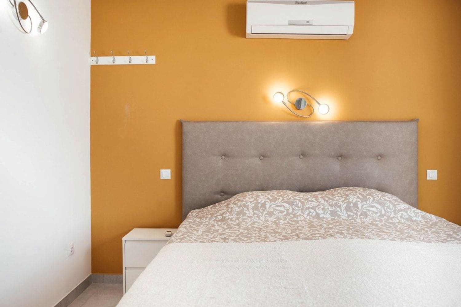 2 sypialnia Dom do wynajęcia w Playa del Ingles z basenem garażem - 1 500 € (Ref: 9984245)