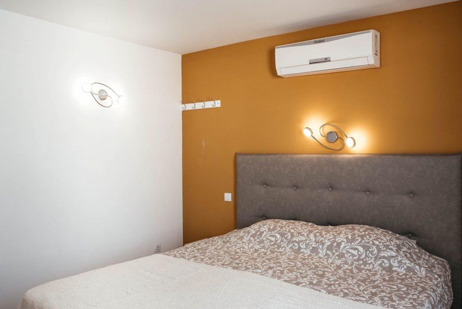 2 sypialnia Dom do wynajęcia w Playa del Ingles z basenem garażem - 1 500 € (Ref: 9984245)