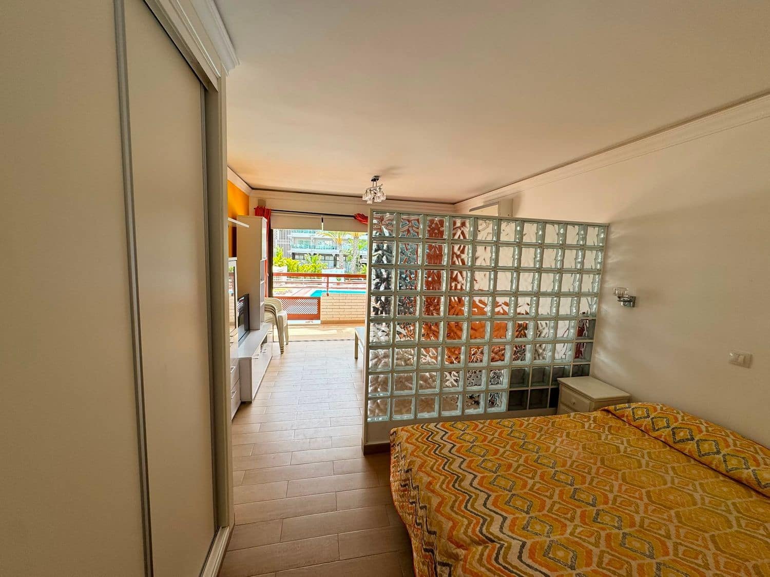 Apartamento para venda em Playa del Ingles com piscina garagem - 239 000 € (Ref: 9990214)