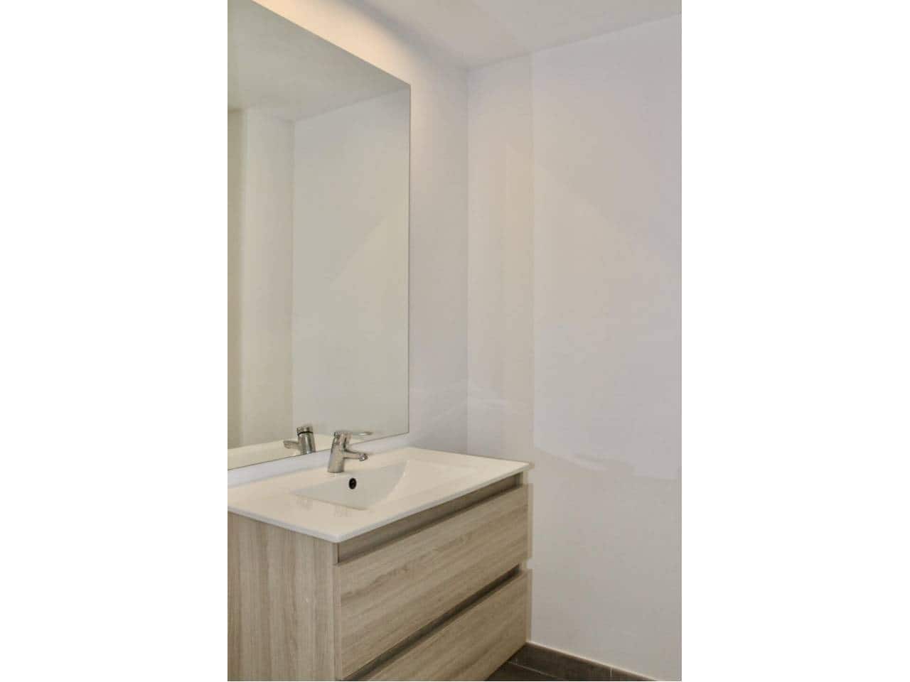 Piso de 3 habitaciones en Palma de Mallorca en alquiler - 2.100 € (Ref: 10023478)