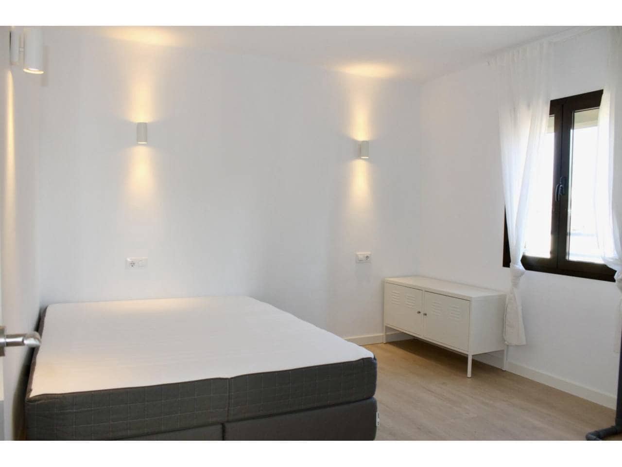 Piso de 3 habitaciones en Palma de Mallorca en alquiler - 2.100 € (Ref: 10023478)