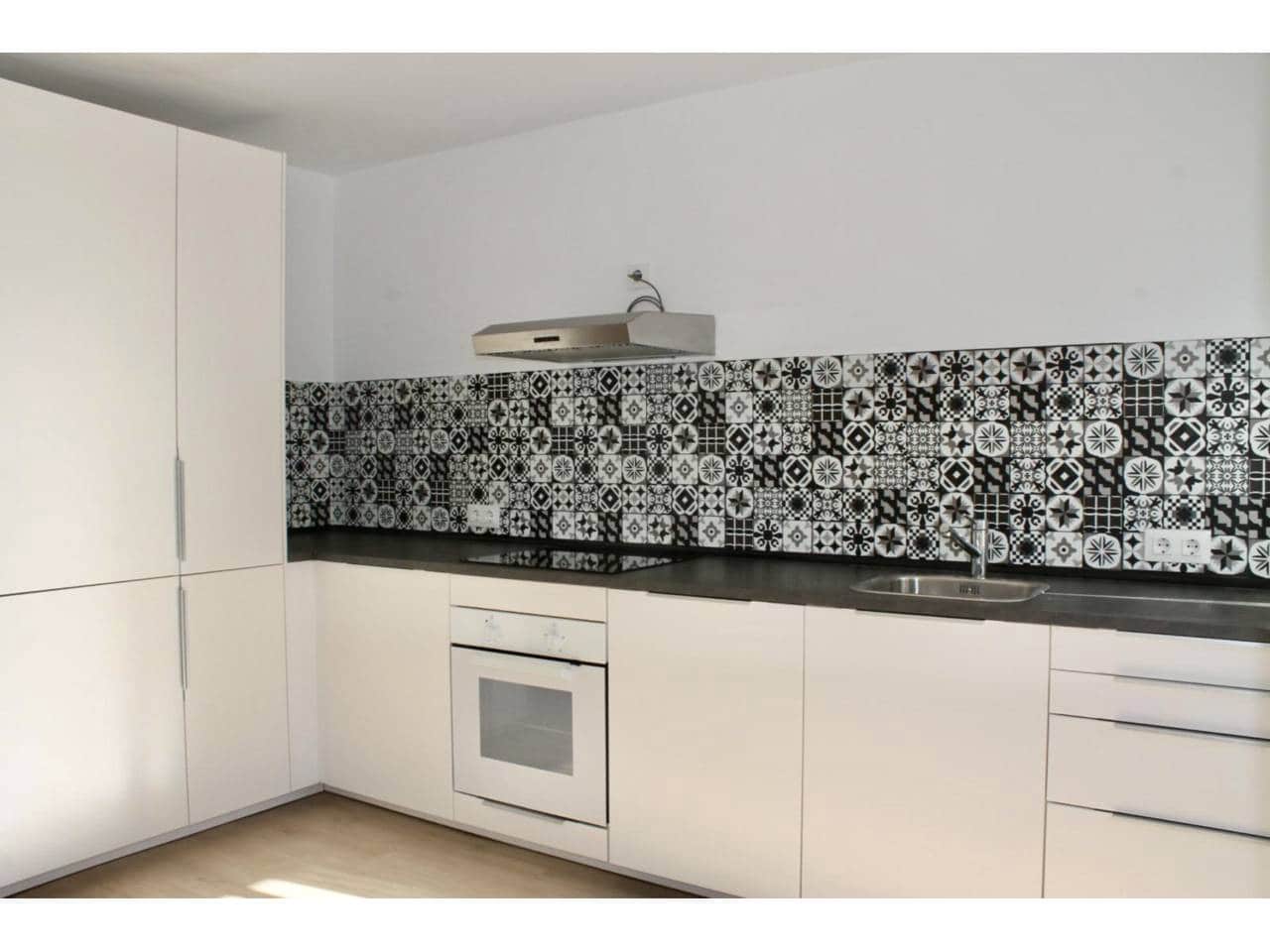 Piso de 3 habitaciones en Palma de Mallorca en alquiler - 2.100 € (Ref: 10023478)