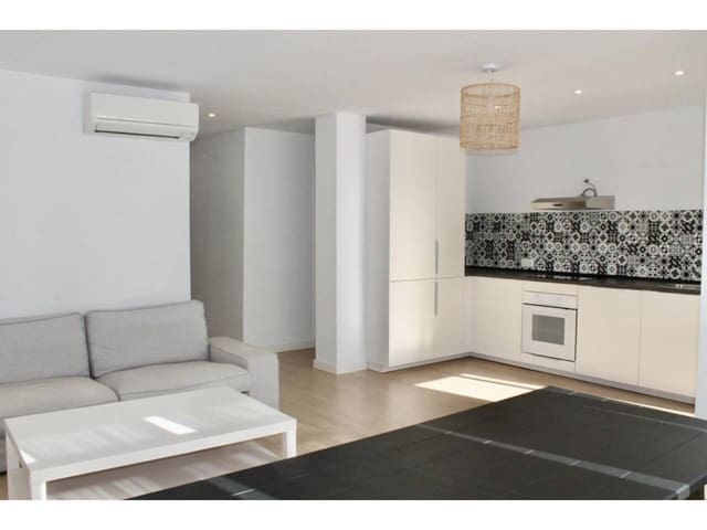 Piso de 3 habitaciones en Palma de Mallorca en alquiler - 2.100 € (Ref: 10023478)