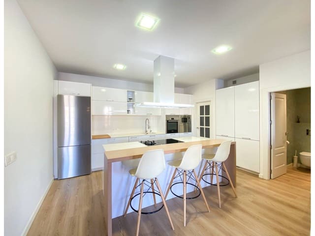 3 makuuhuone Asunto vuokrattavana paikassa Palma de Mallorca - 2 900 € (Ref: 10038580)