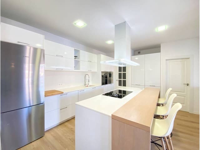 3 makuuhuone Asunto vuokrattavana paikassa Palma de Mallorca - 2 900 € (Ref: 10038580)