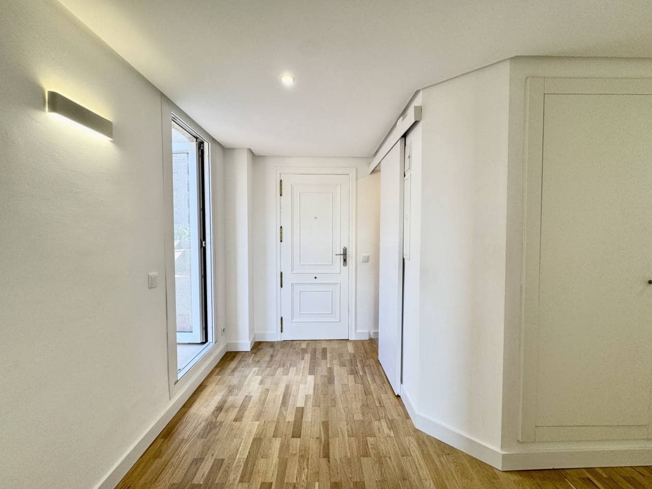 4 slaapkamer Flat te huur in Palma de Mallorca met zwembad garage - € 3.500 (Ref: 10042345)