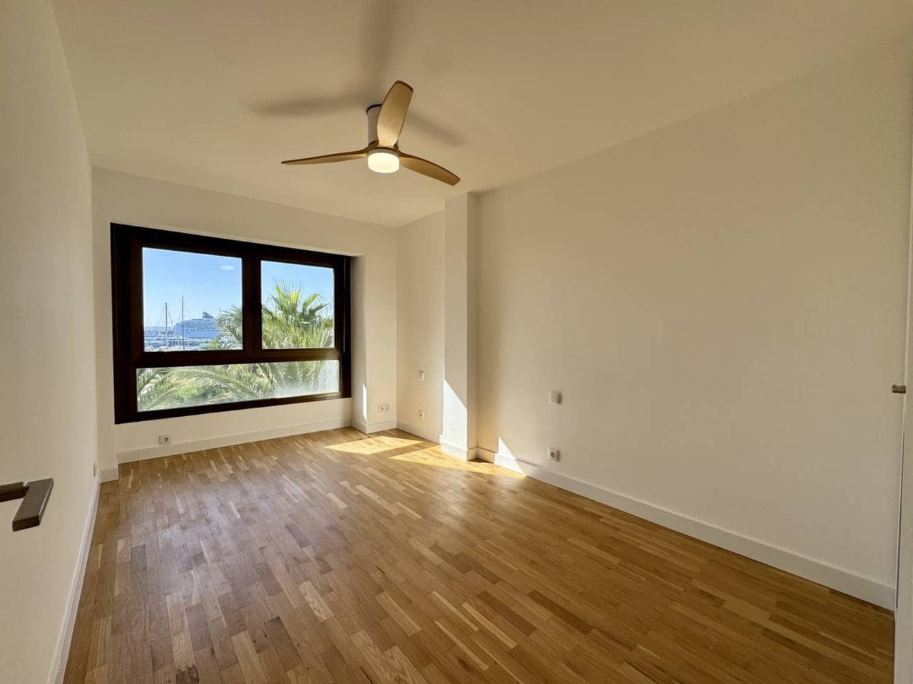 4 slaapkamer Flat te huur in Palma de Mallorca met zwembad garage - € 3.500 (Ref: 10042345)