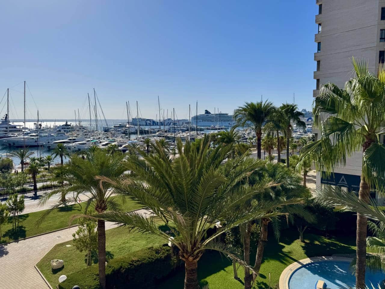 4 slaapkamer Flat te huur in Palma de Mallorca met zwembad garage - € 3.500 (Ref: 10042345)
