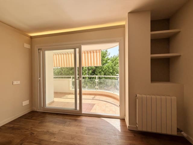 3 slaapkamer Flat te huur in Cala Mayor, Palma de Mallorca met zwembad garage - € 2.550 (Ref: 10046656)
