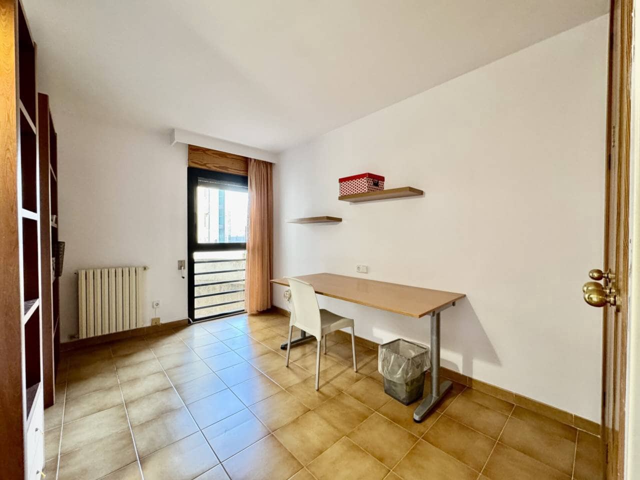 4 slaapkamer Flat te huur in Palma de Mallorca met garage - € 2.800 (Ref: 10048624)