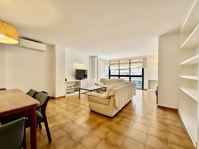 4 slaapkamer Flat te huur in Palma de Mallorca met garage - € 2.800 (Ref: 10048624)