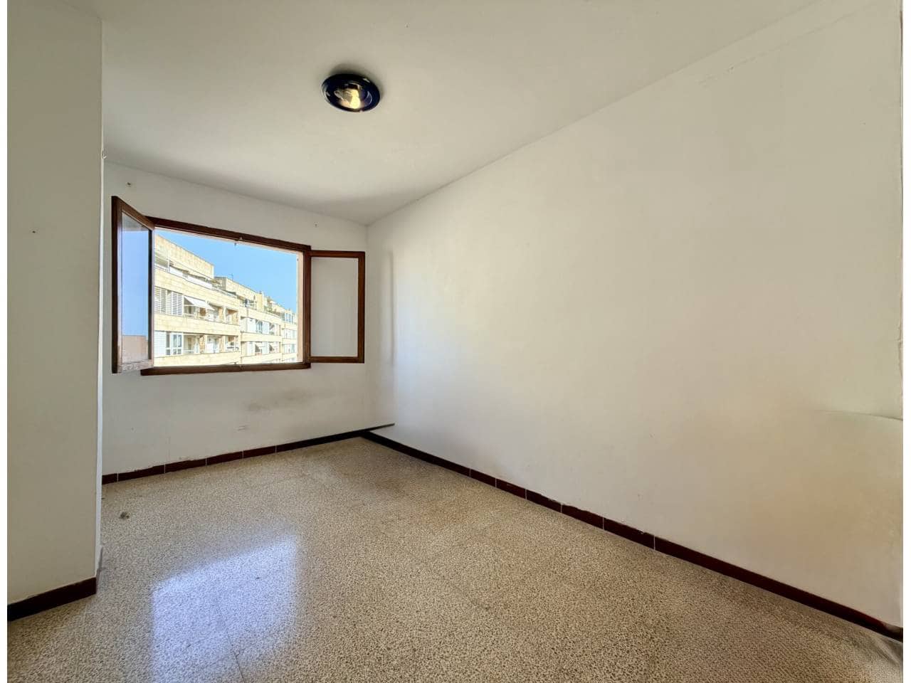 Piso de 3 habitaciones en Palma de Mallorca en venta con garaje - 420.000 € (Ref: 10049906)
