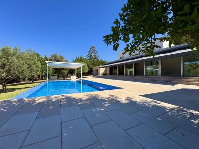 Villa/Maison de 3 chambres à louer à Bunyola avec piscine garage - 6 900 € (Ref: 10070292)