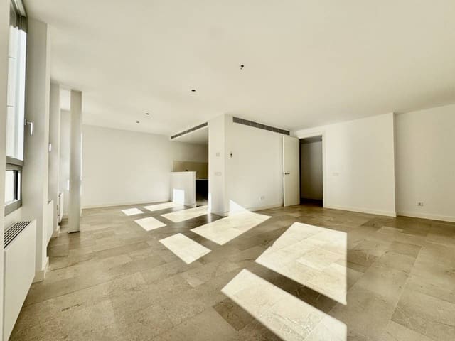4 sovrum Lägenhet att hyra i Palma de Mallorca med garage - 2 850 € (Ref: 10070997)