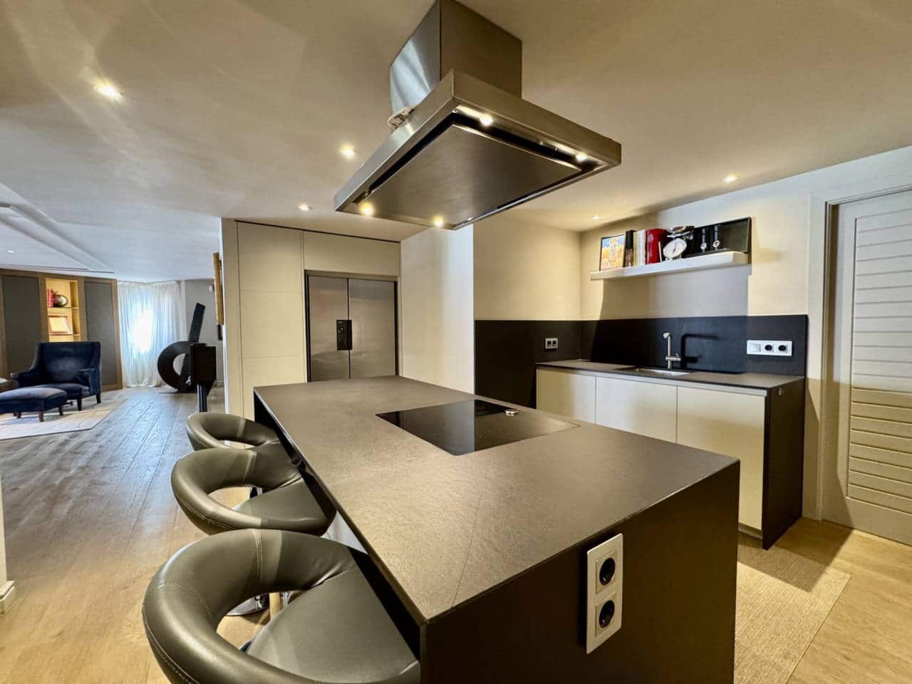 Piso de 3 habitaciones en Palma de Mallorca en alquiler con garaje - 4.000 € (Ref: 10099568)