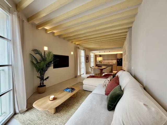 4 bedroom Apartment for rent in Palma de Mallorca - € 8,900 (Ref: 10133032)