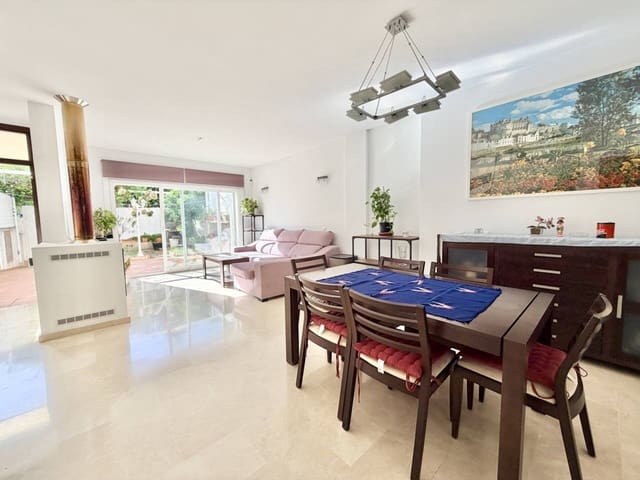 Chalet de 4 habitaciones en Palma de Mallorca en venta con garaje - 800.000 € (Ref: 10141489)