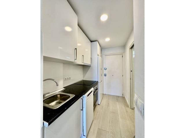 1 makuuhuone Asunto vuokrattavana paikassa Calvià mukana uima-altaan 
autotalli - 1 290 € (Ref: 10141490)